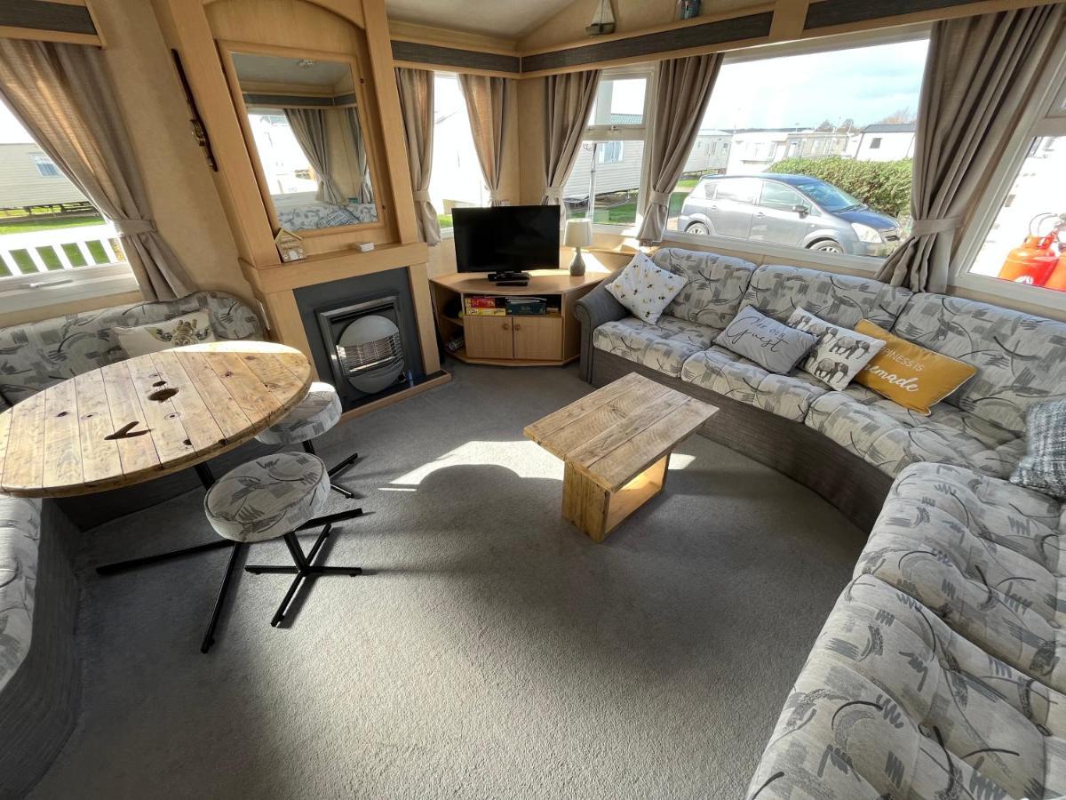 הוילה Grouse 54, Scratby - California Cliffs, Parkdean, Sleeps 6, Pet Friendly, Bed Linen, Towels And Wi-Fi Included מראה חיצוני תמונה
